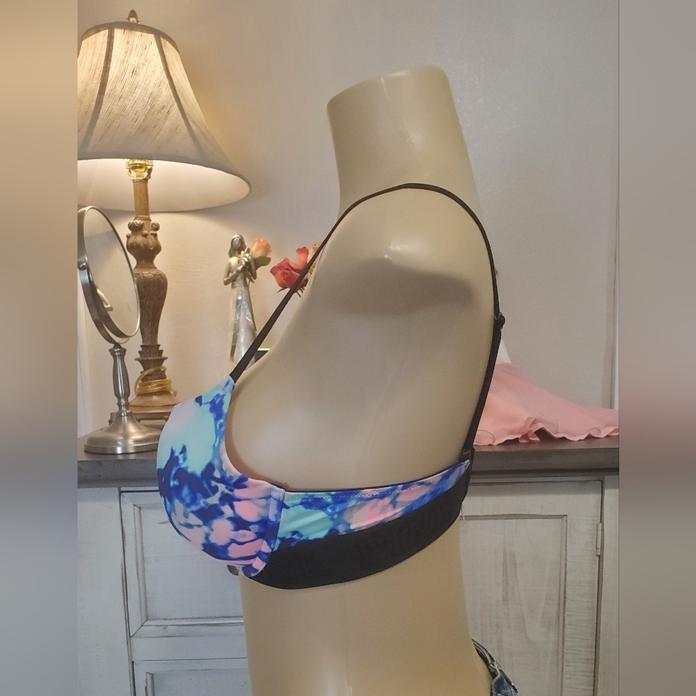 Victoria Secret Pink Bra Size 34C Blue & Pink Underwired Lined Adjustable. - Picture 2 of 7